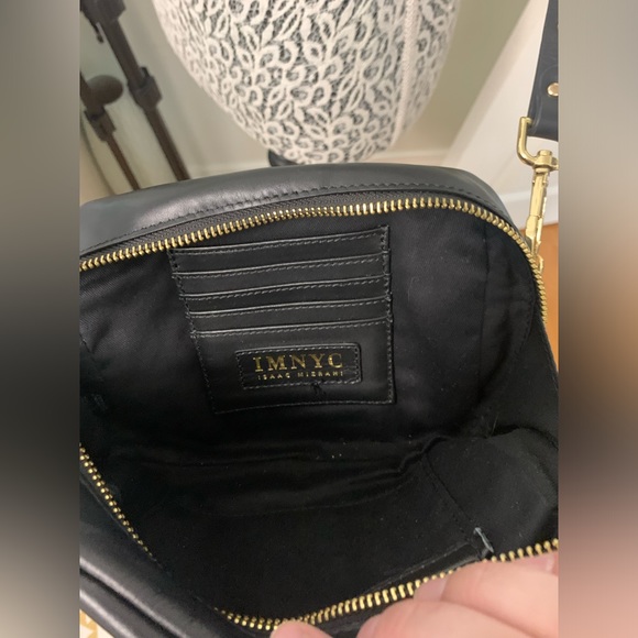 IMNYC black leather crossbody bag with pearl strap - Picture 5 of 5